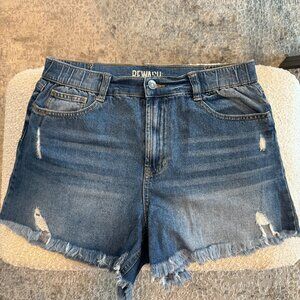 rewash jean shorts - size 9